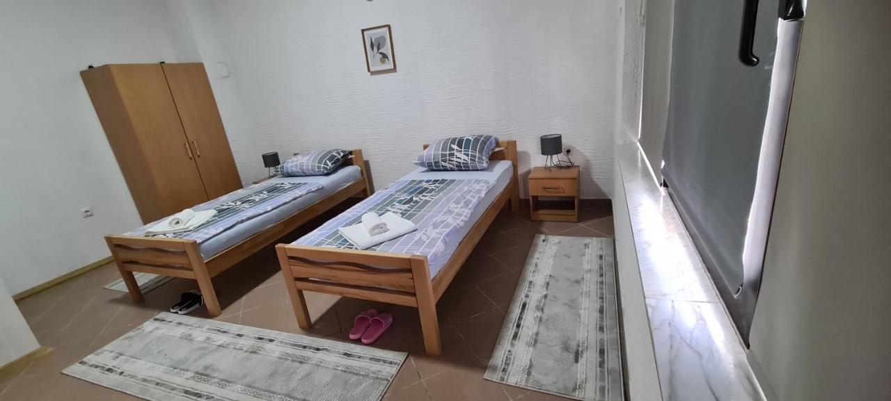 Prenociste Dubravka Apartamento Livno Exterior foto